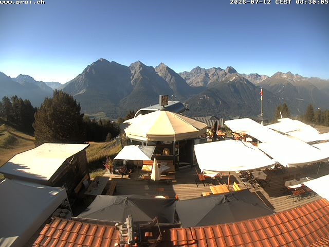 Archived image Webcam Scuol: mountain station chairlift "Prui", Ftan