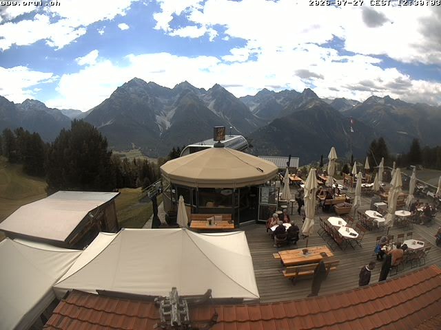 Archived image Webcam Scuol: mountain station chairlift "Prui", Ftan