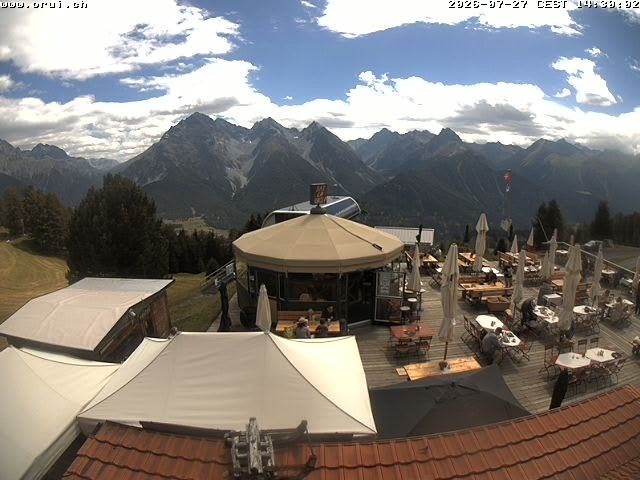 Archived image Webcam Scuol: mountain station chairlift "Prui", Ftan