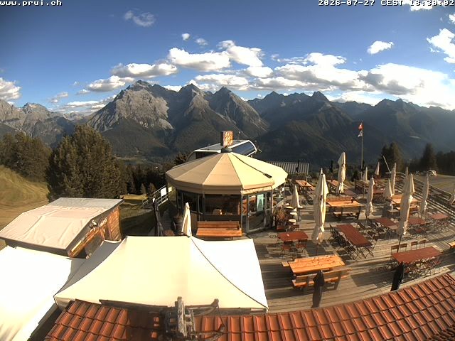 Archived image Webcam Scuol: mountain station chairlift "Prui", Ftan