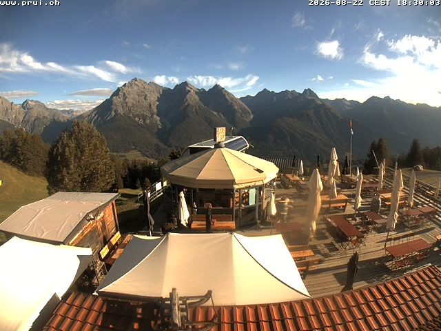 Archived image Webcam Scuol: mountain station chairlift "Prui", Ftan