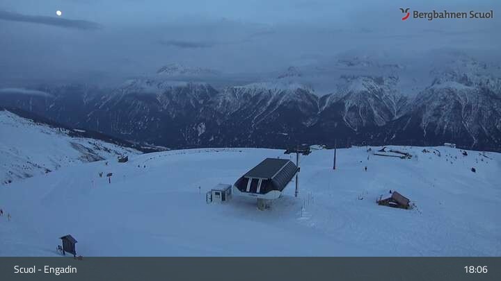 Archived image Webcam Mountain Schlivera, Scuol in Grisons