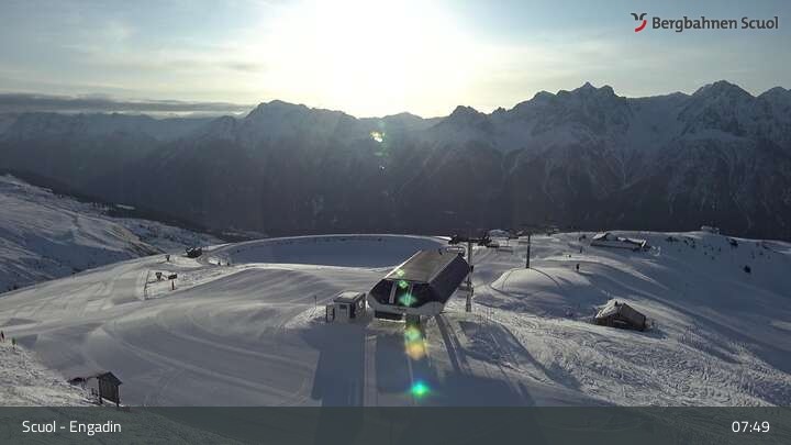 Archived image Webcam Mountain Schlivera, Scuol in Grisons