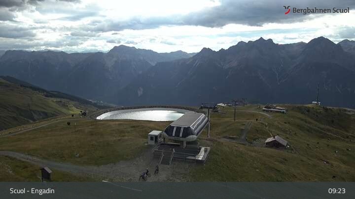 Archiv Foto Webcam Schlivera, Scuol in Graubünden