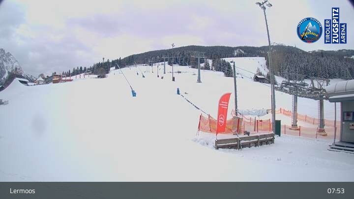 Archiv Foto Webcam Lermoos - Familyjet Talstation