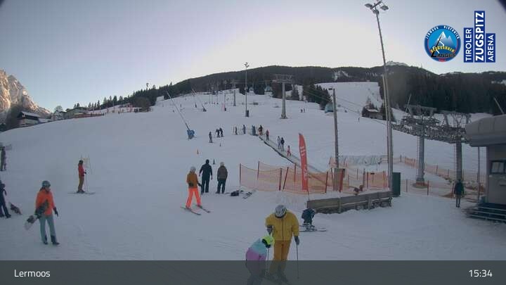 Archiv Foto Webcam Lermoos - Familyjet Talstation