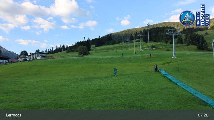 Archiv Foto Webcam Lermoos - Familyjet Talstation