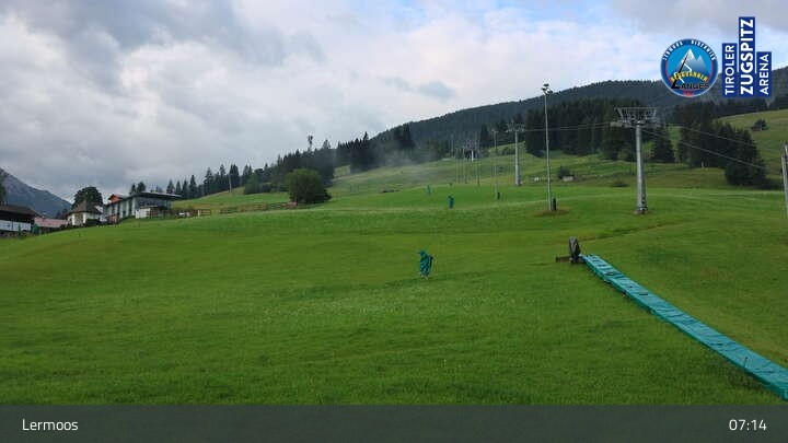 Archiv Foto Webcam Lermoos - Familyjet Talstation