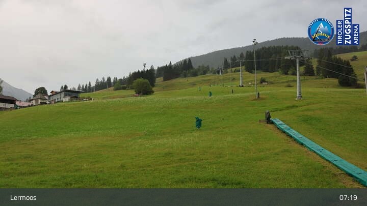 Archiv Foto Webcam Lermoos - Familyjet Talstation