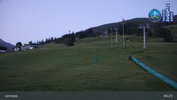 Archiv Foto Webcam Lermoos - Familyjet Talstation