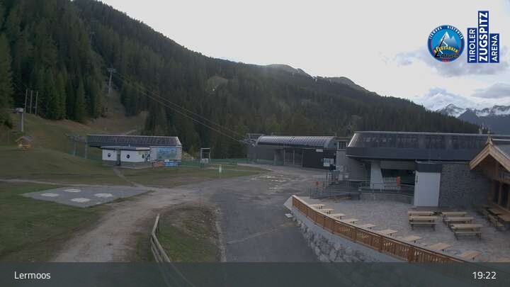 Archiv Foto Webcam Lermoos - Bergstation Hochmoos Express