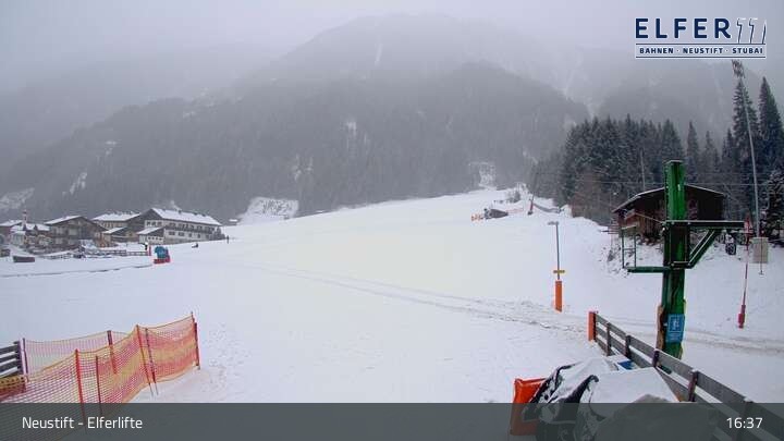 Archiv Foto Webcam Neustift - Hochstubai: Krössbach