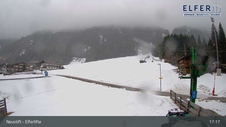 Archived image Webcam Krössbach (Neustift - Hochstubai)