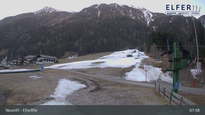 Archived image Webcam Krössbach (Neustift - Hochstubai)