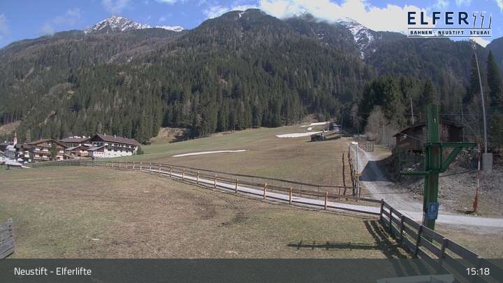 Archived image Webcam Krössbach (Neustift - Hochstubai)
