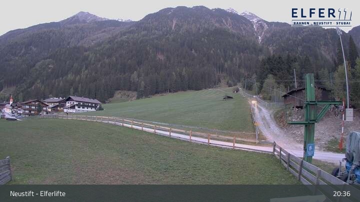Archiv Foto Webcam Neustift - Hochstubai: Krössbach