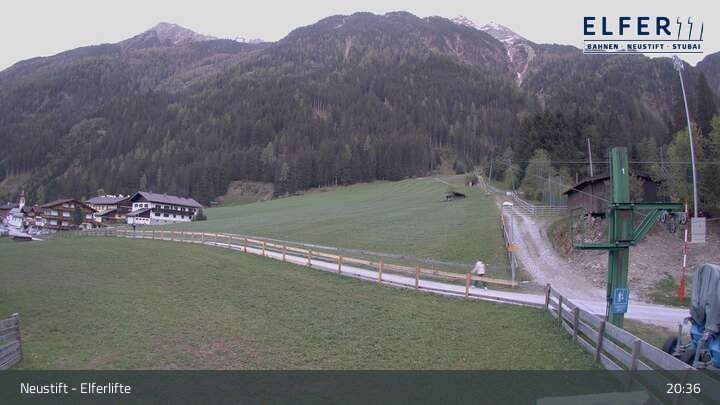 Archiv Foto Webcam Neustift - Hochstubai: Krössbach