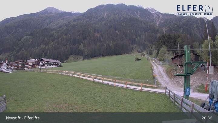 Archiv Foto Webcam Neustift - Hochstubai: Krössbach