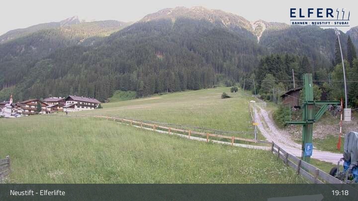 Archiv Foto Webcam Neustift - Hochstubai: Krössbach