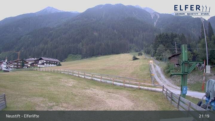 Archiv Foto Webcam Neustift - Hochstubai: Krössbach