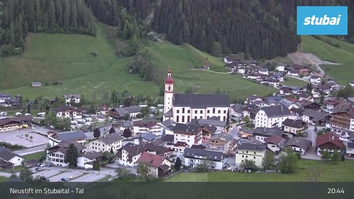Archiv Foto Webcam Neustift im Stubaital