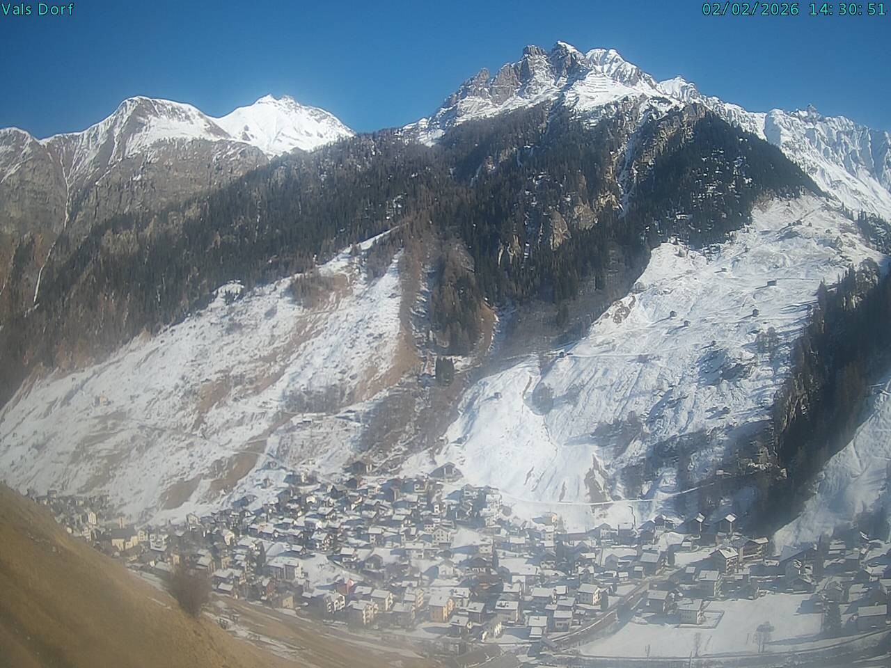 Archiv Foto Webcam Blick auf das Dorf Vals