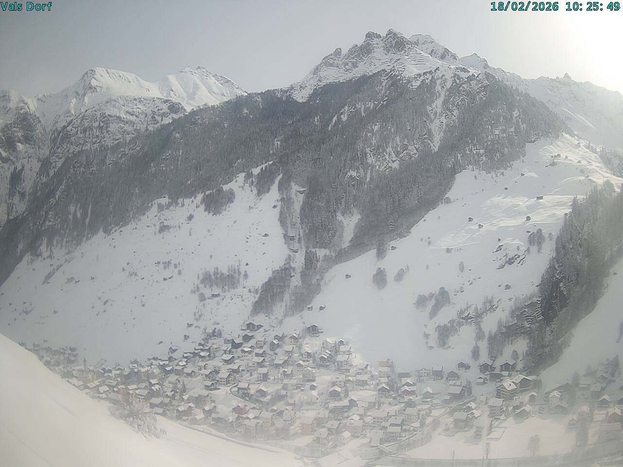 Archiv Foto Webcam Blick auf das Dorf Vals