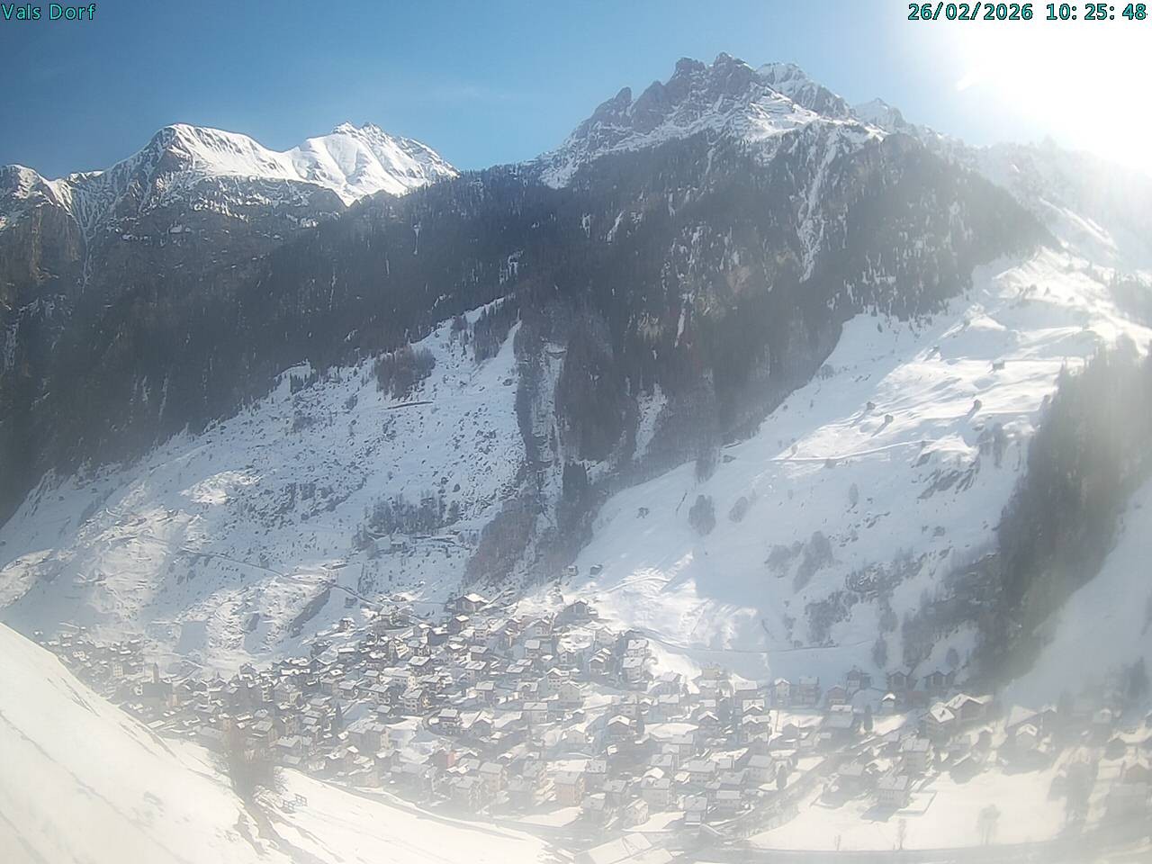 Archiv Foto Webcam Blick auf das Dorf Vals