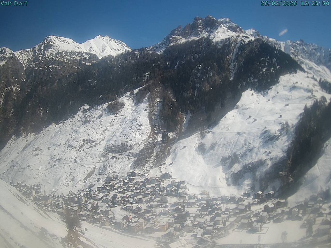 Archiv Foto Webcam Blick auf das Dorf Vals