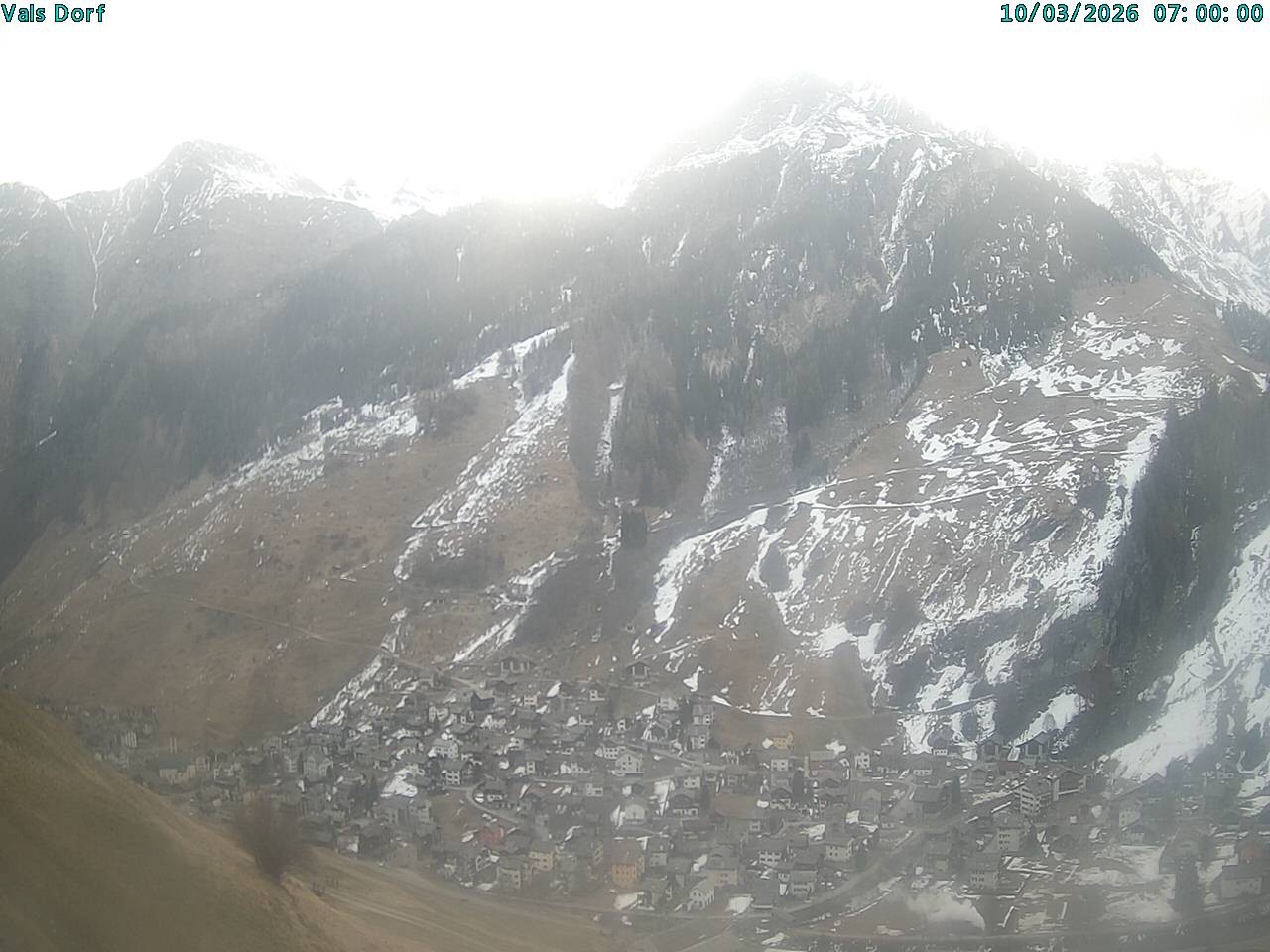 Archiv Foto Webcam Blick auf das Dorf Vals
