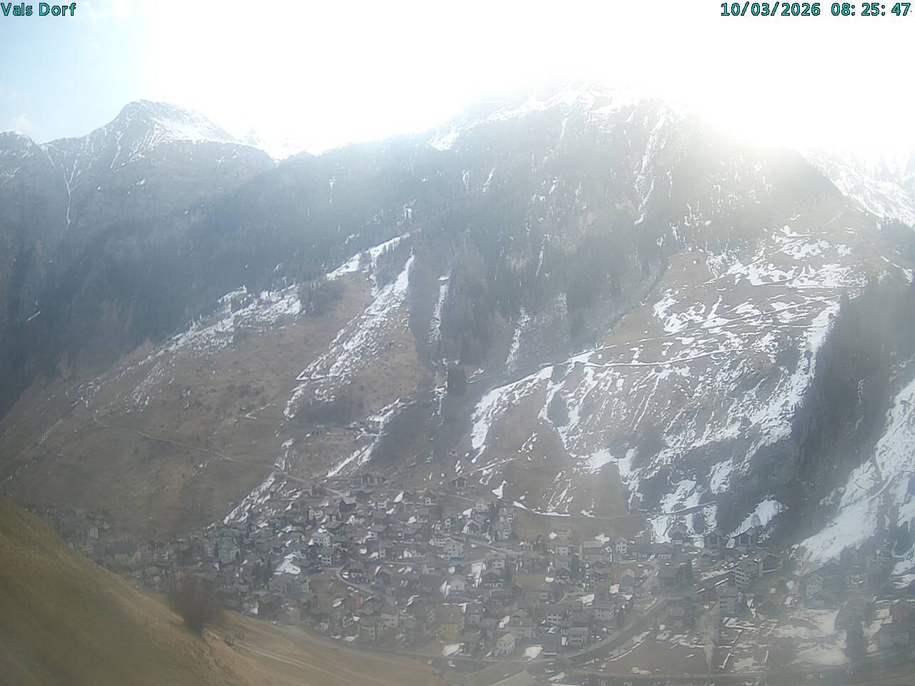 Archiv Foto Webcam Blick auf das Dorf Vals