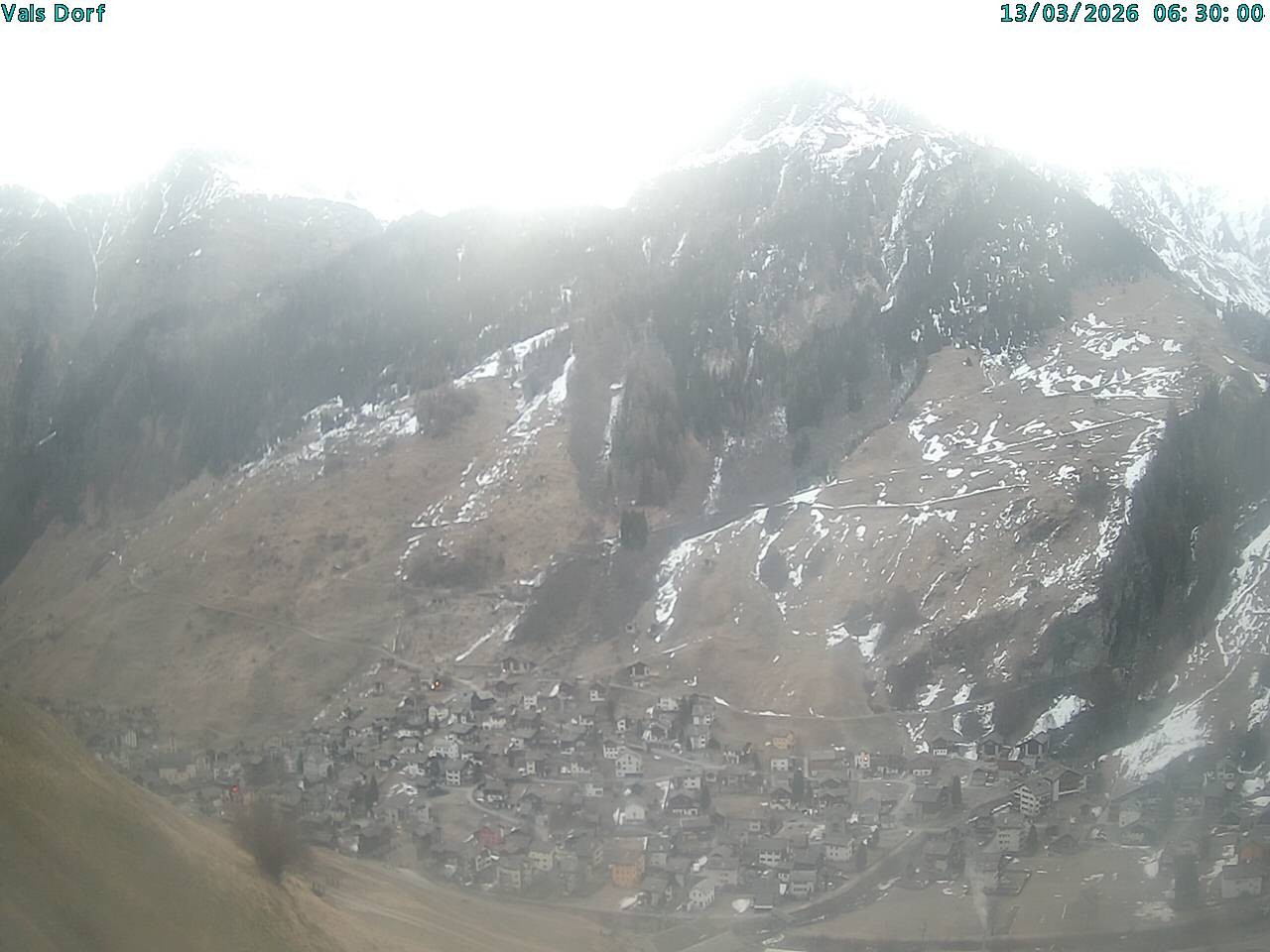 Archiv Foto Webcam Blick auf das Dorf Vals