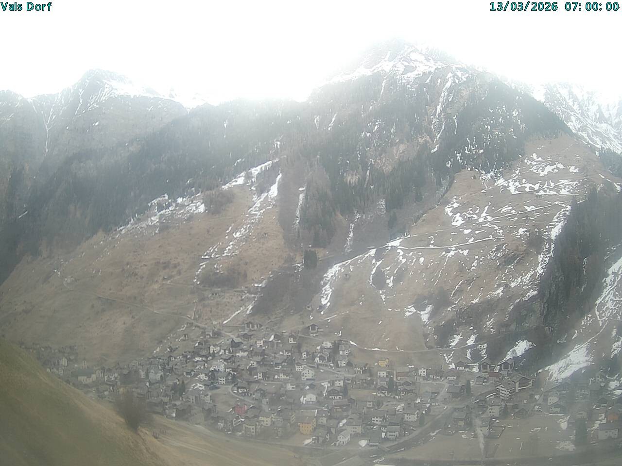 Archiv Foto Webcam Blick auf das Dorf Vals