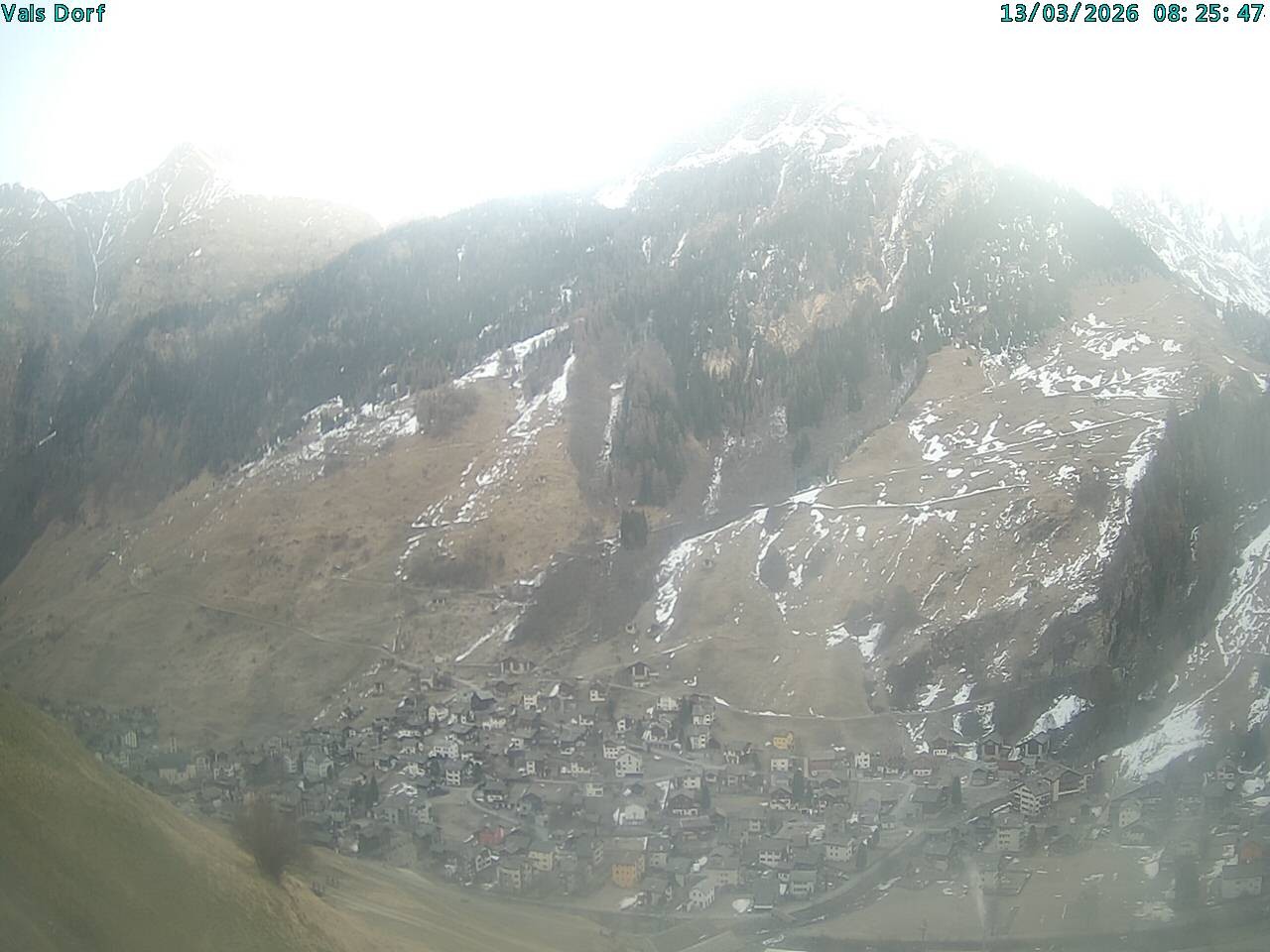 Archiv Foto Webcam Blick auf das Dorf Vals