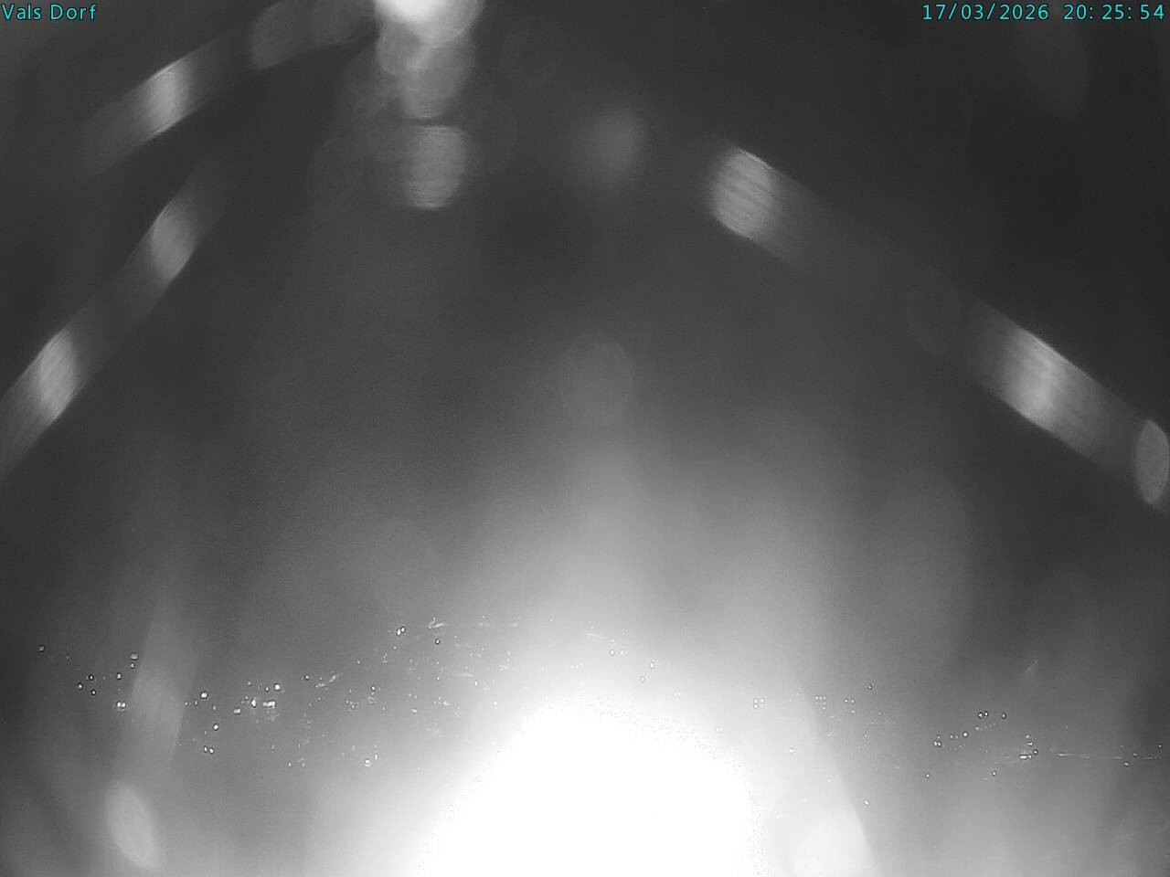 Archiv Foto Webcam Blick auf das Dorf Vals