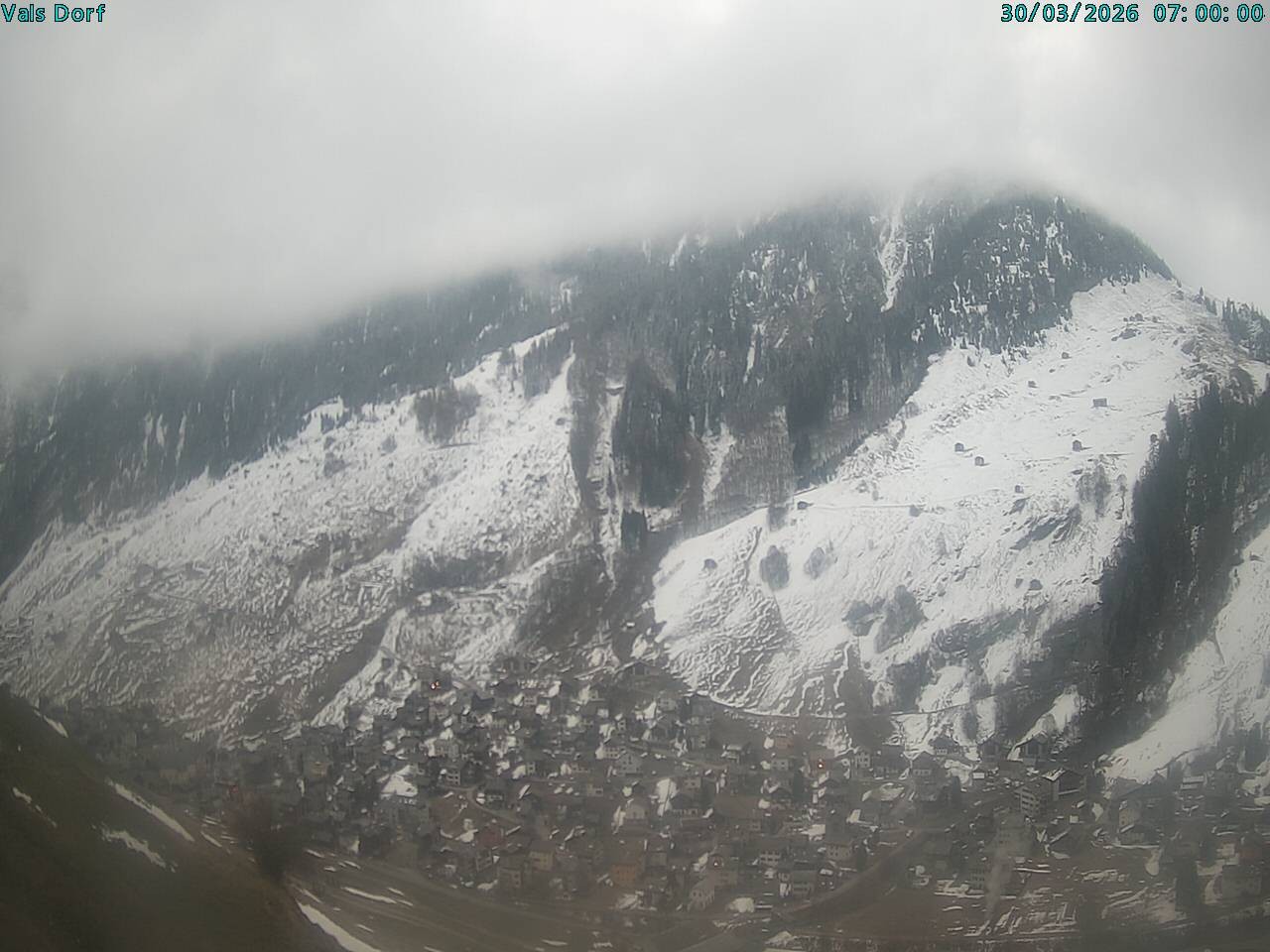 Archiv Foto Webcam Blick auf das Dorf Vals