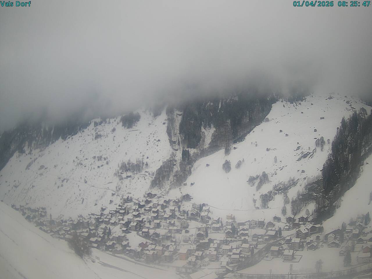 Archiv Foto Webcam Blick auf das Dorf Vals