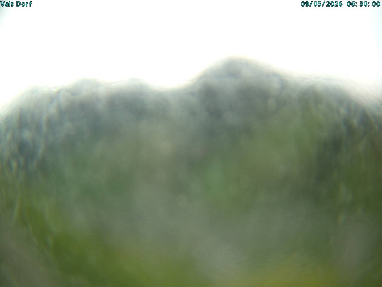 Archiv Foto Webcam Blick auf das Dorf Vals