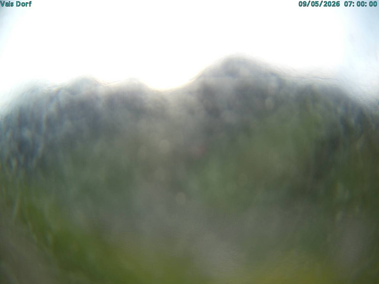 Archiv Foto Webcam Blick auf das Dorf Vals
