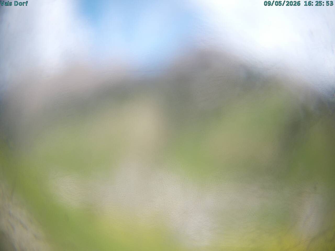 Archiv Foto Webcam Blick auf das Dorf Vals