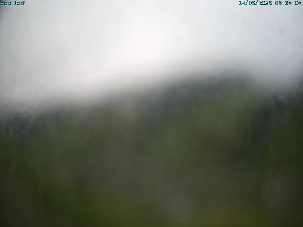 Archiv Foto Webcam Blick auf das Dorf Vals