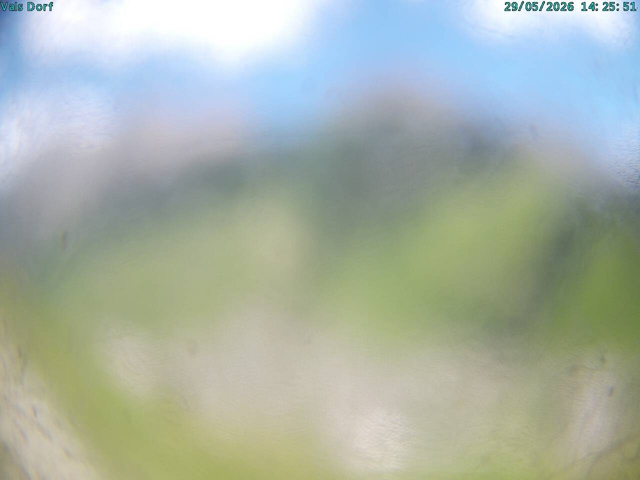 Archiv Foto Webcam Blick auf das Dorf Vals