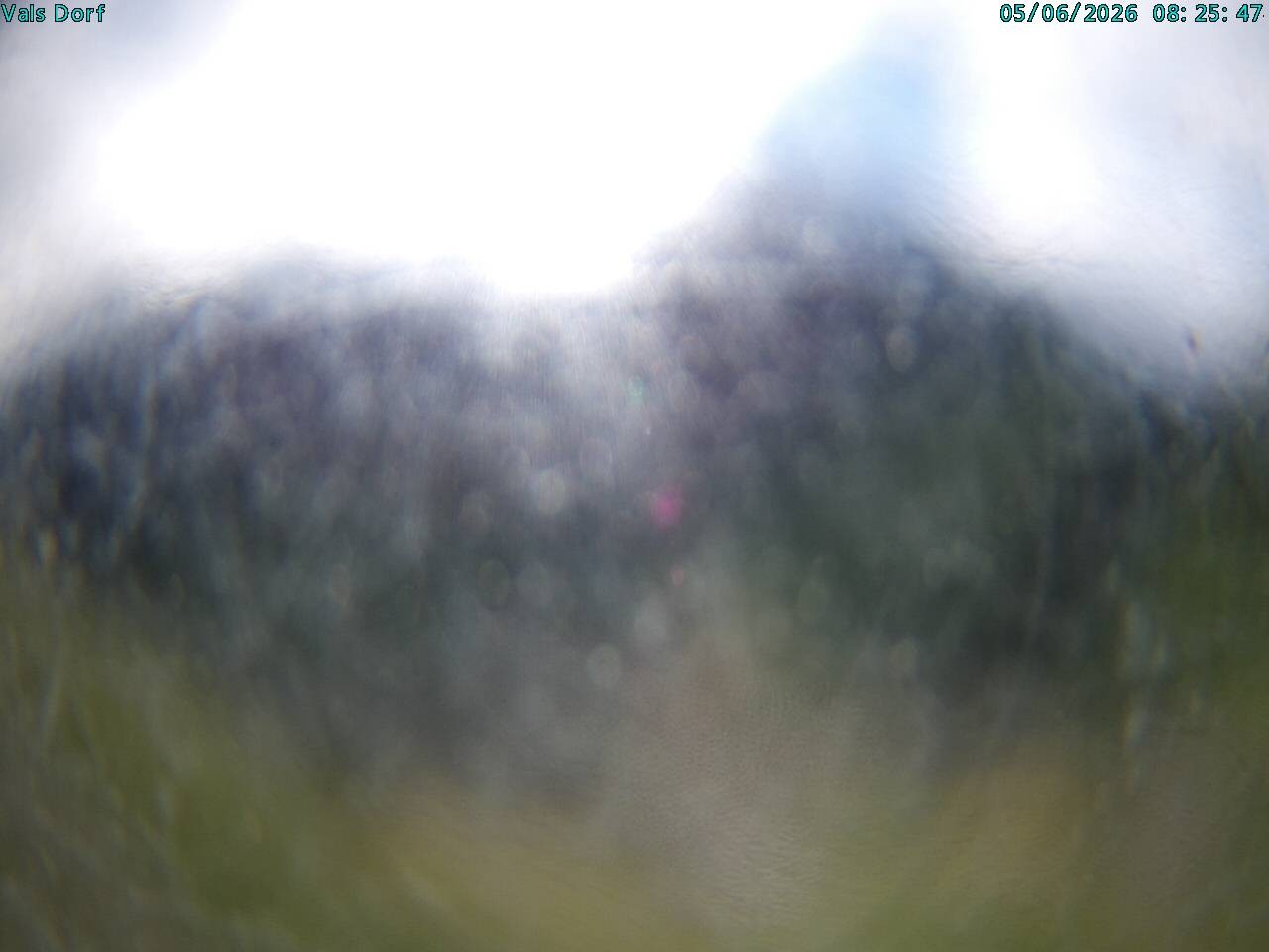 Archiv Foto Webcam Blick auf das Dorf Vals