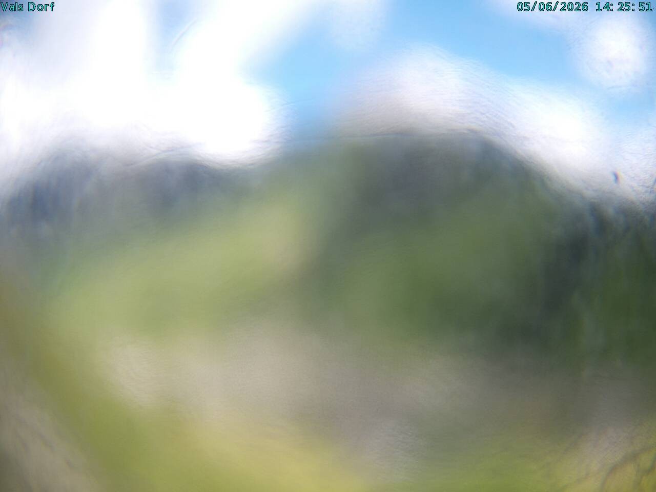 Archiv Foto Webcam Blick auf das Dorf Vals