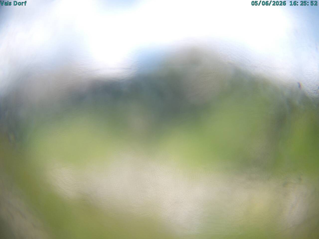 Archiv Foto Webcam Blick auf das Dorf Vals