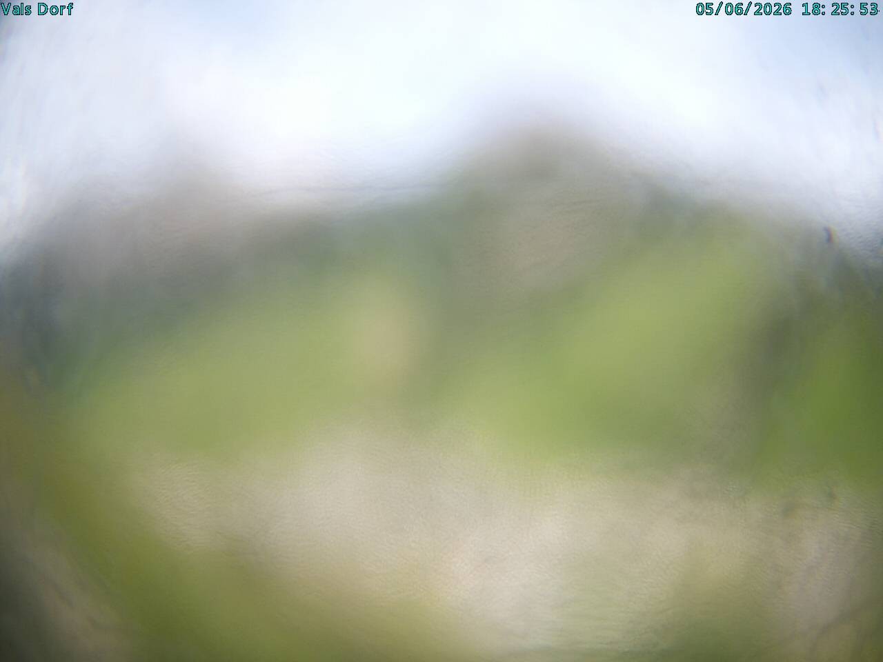 Archiv Foto Webcam Blick auf das Dorf Vals