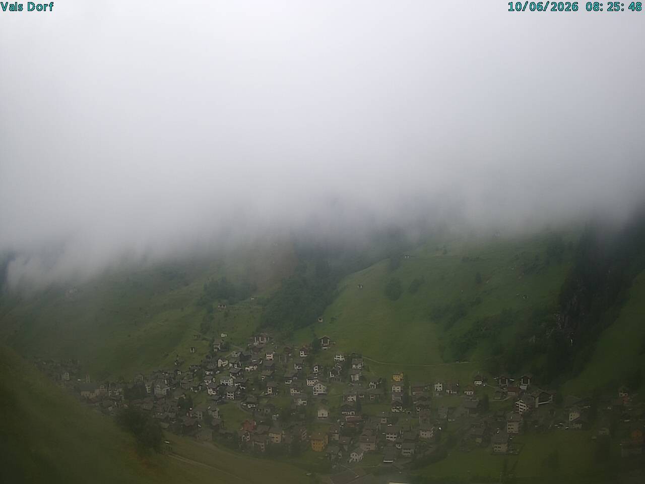 Archiv Foto Webcam Blick auf das Dorf Vals