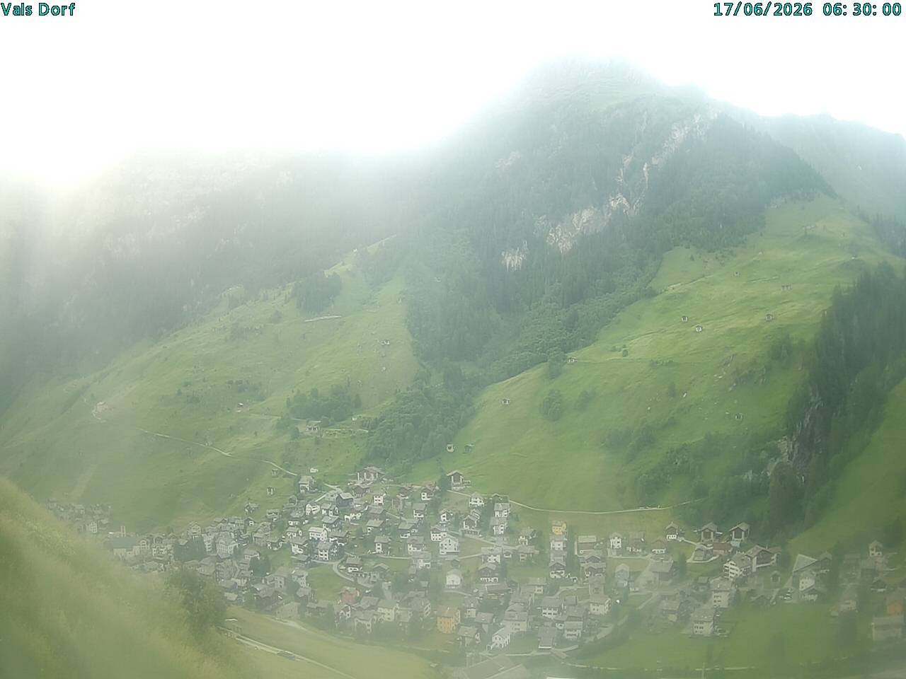 Archiv Foto Webcam Blick auf das Dorf Vals