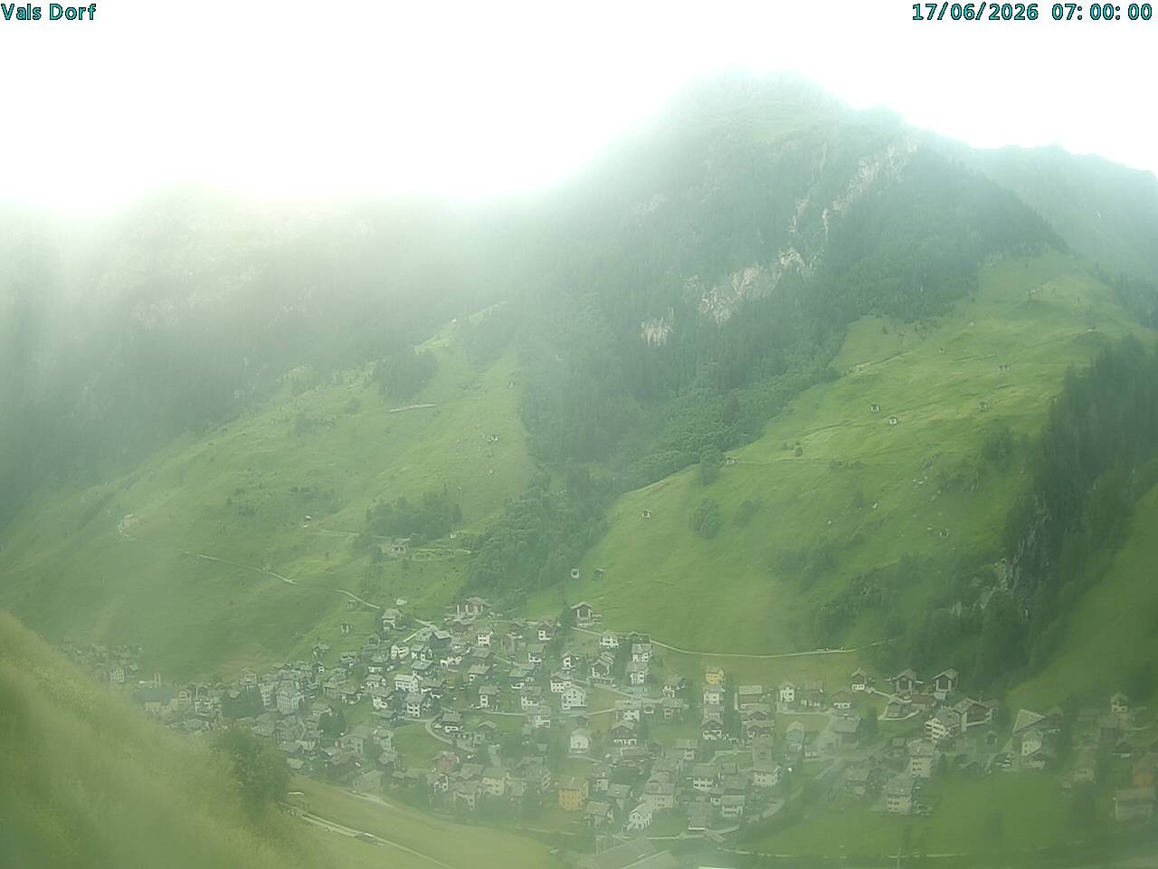Archiv Foto Webcam Blick auf das Dorf Vals