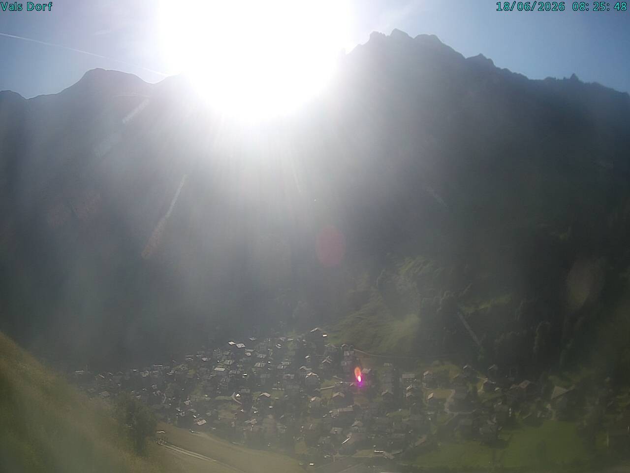 Archiv Foto Webcam Blick auf das Dorf Vals